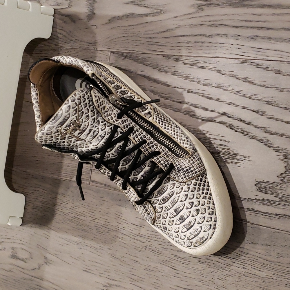 Mens Giuseppe Zanotti size 44 / 11